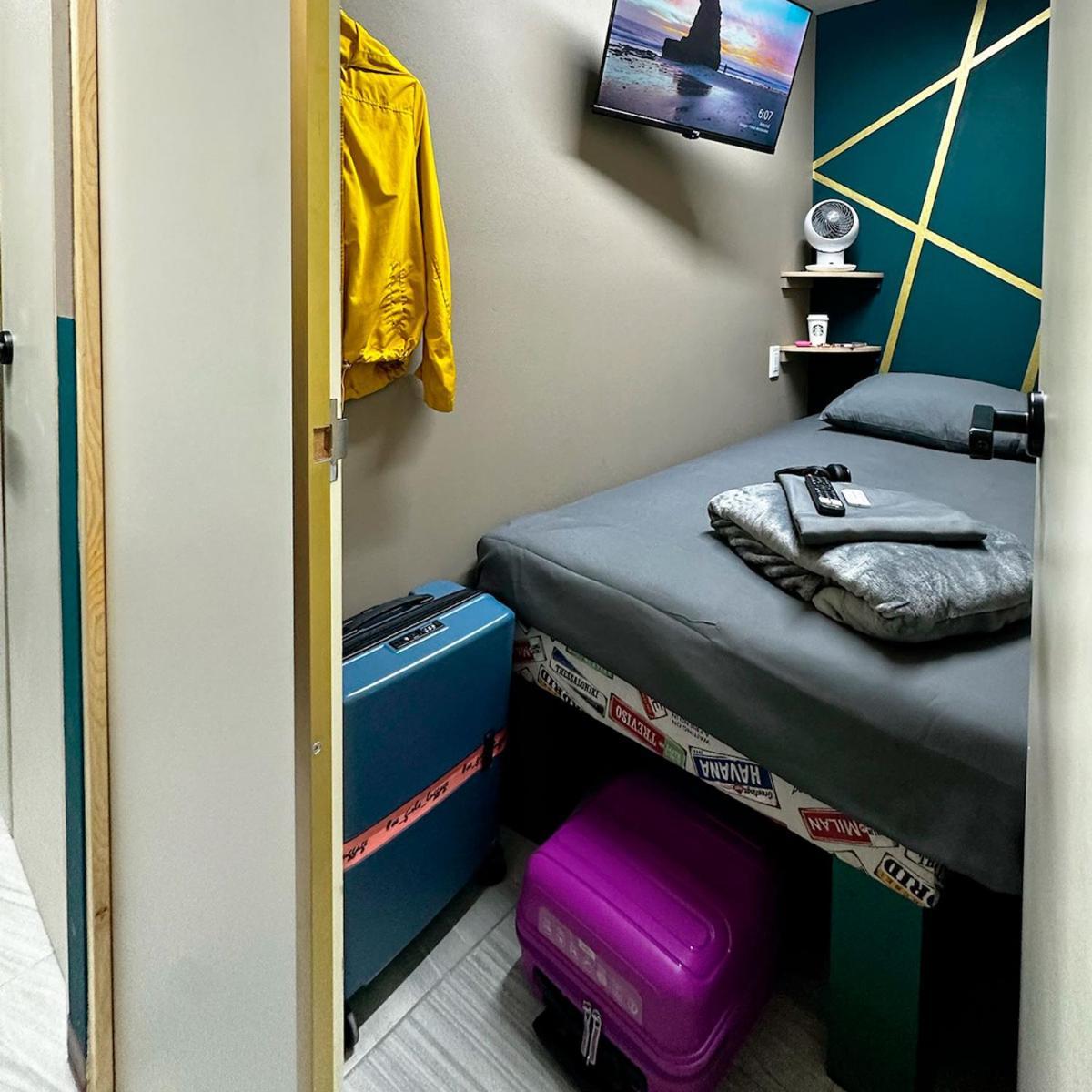Polanco Mp 2 Capsule hotel Mexico City
